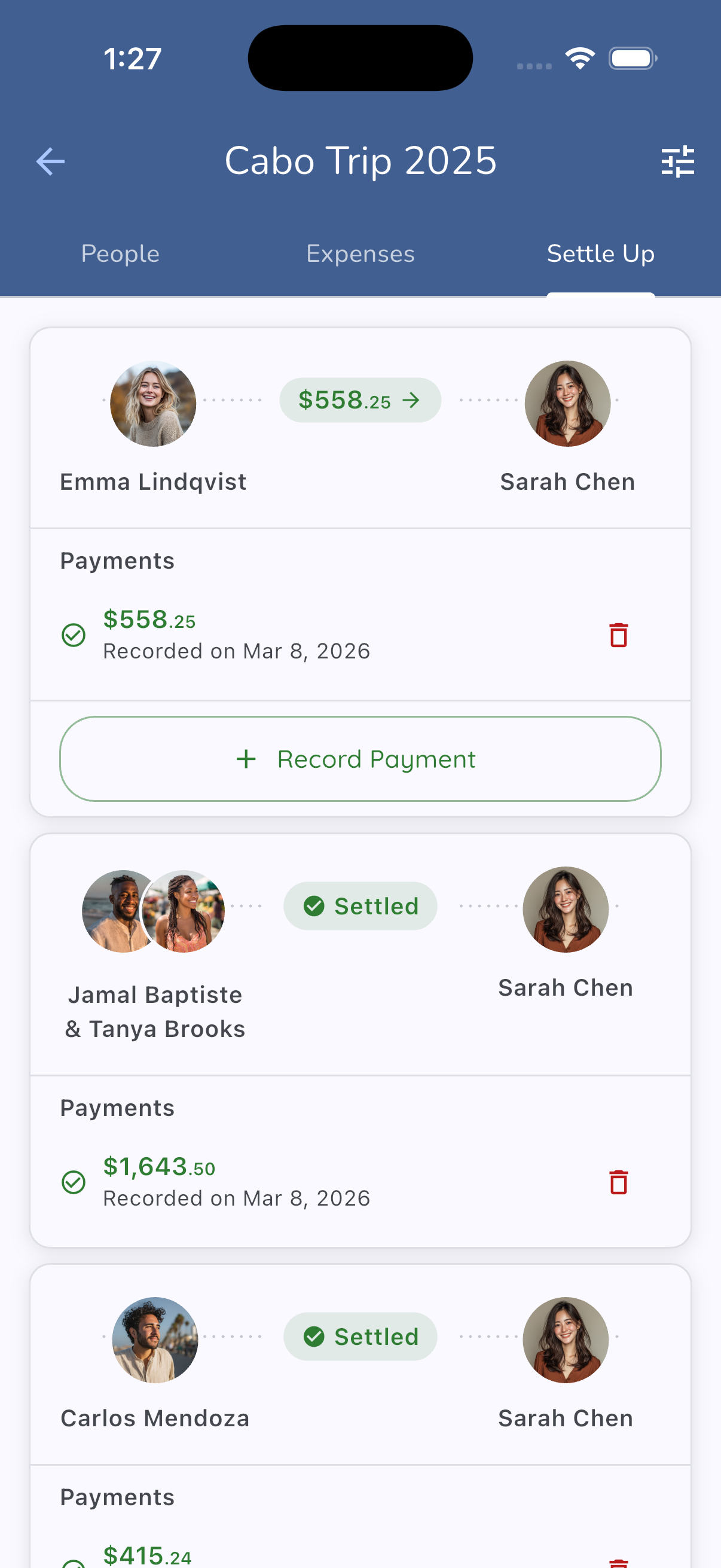 Settle Up tab showing optimized payment plan with settlement status